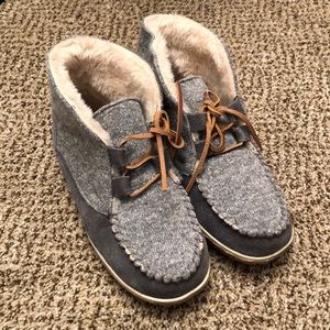 Minnetonka slippers